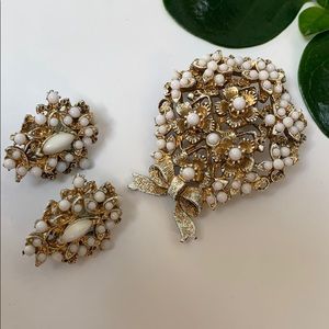 Florenza brooch and earring set